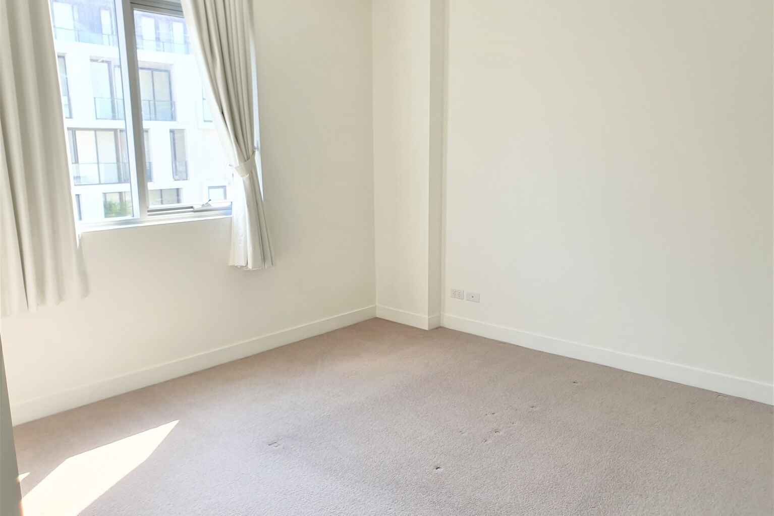 516/105 Ross Street Forest Lodge