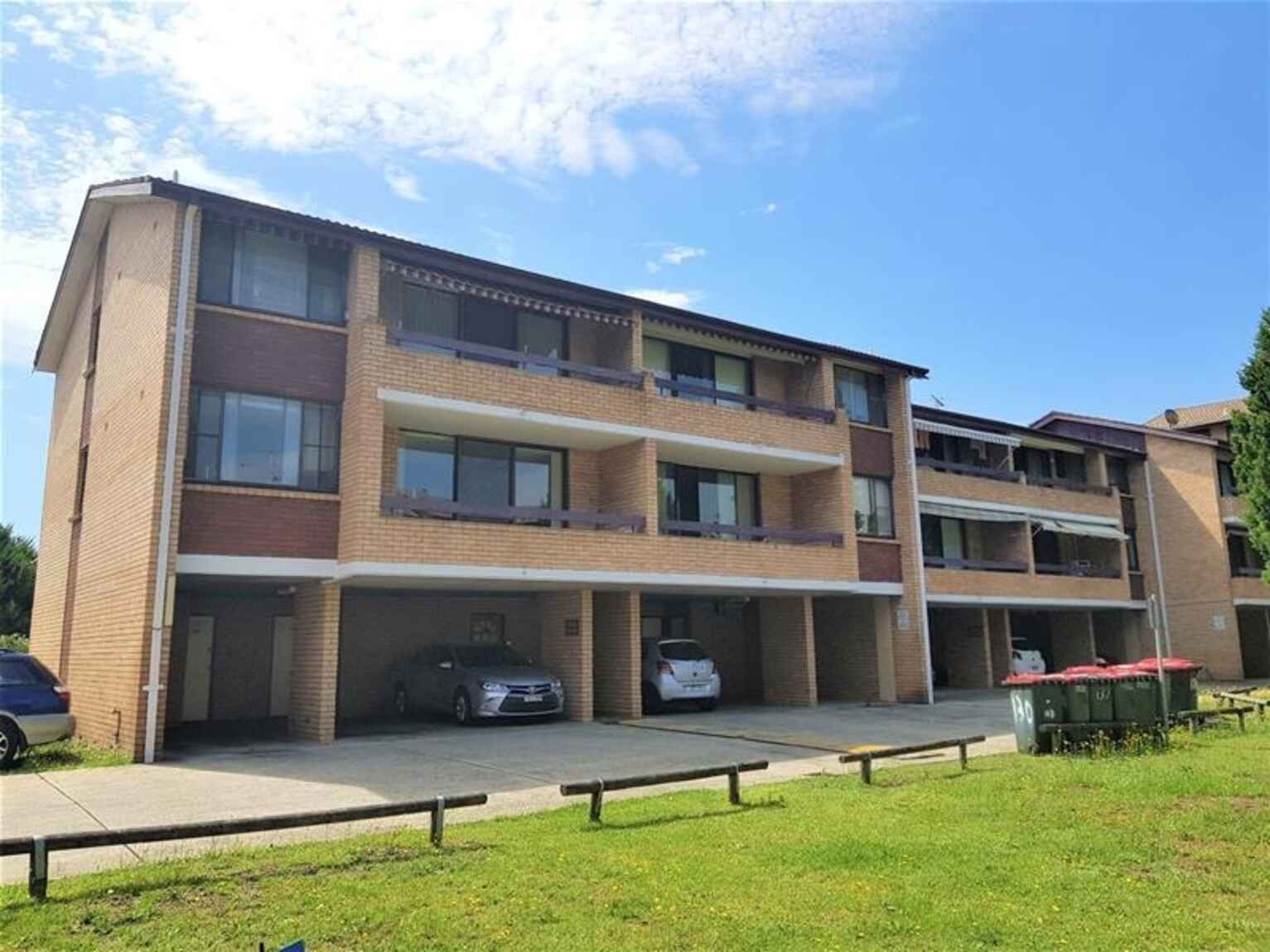 122/22 Tunbridge Street Mascot