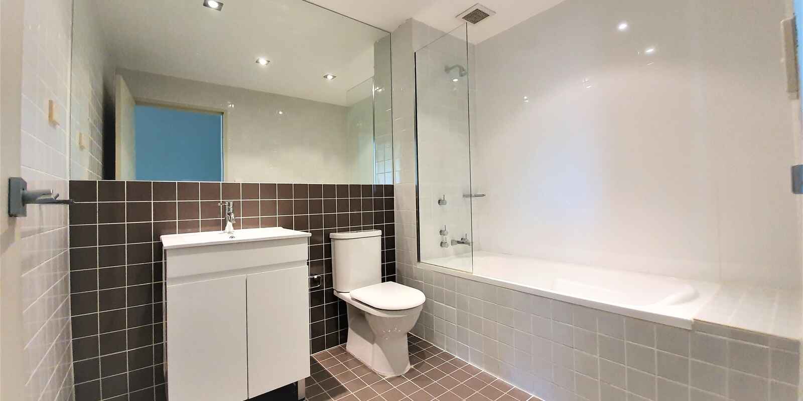 B10/156 Maroubra Road Maroubra B10/156 Maroubra Road Maroubra