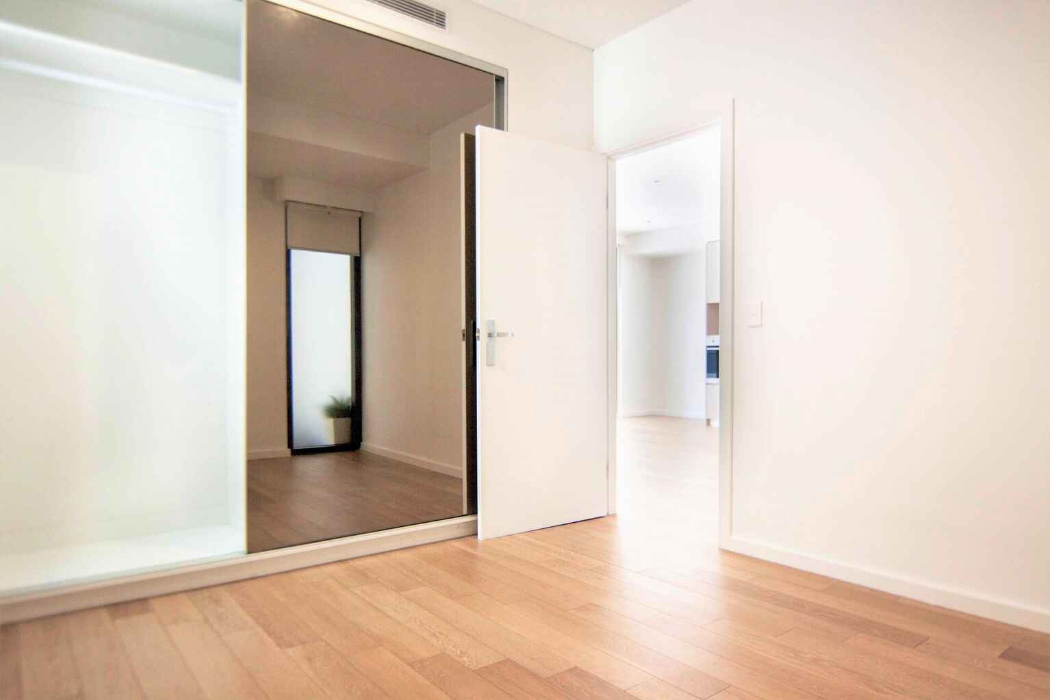 B811/2 Muller Lane Mascot