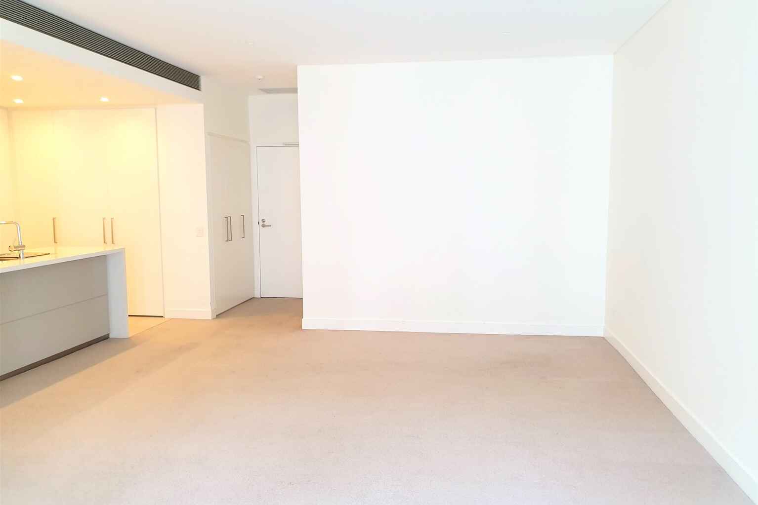 516/105 Ross Street Forest Lodge