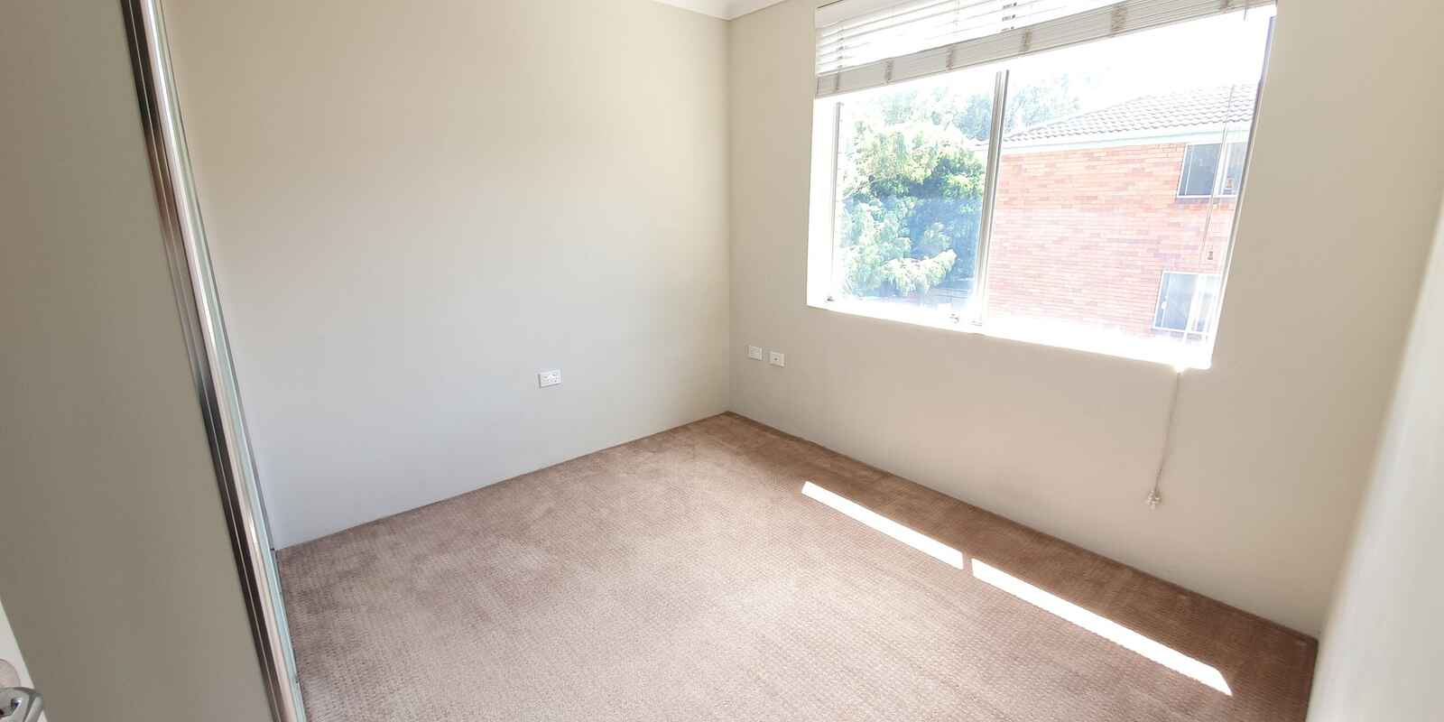12/10 Evans Avenue Eastlakes