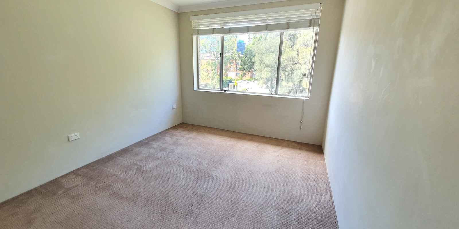 12/10 Evans Avenue Eastlakes