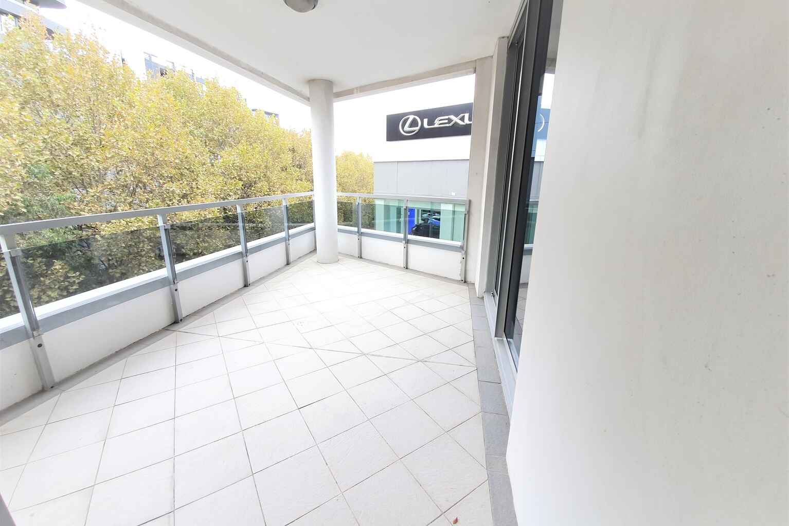 523/2 Lachlan Street Waterloo