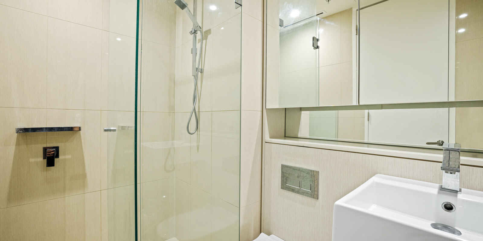 1110/161 Clarence Street Sydney