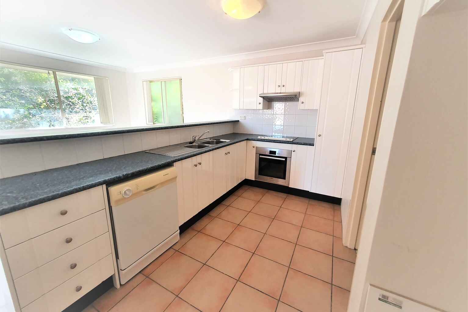 2/76 Yorktown Parade Maroubra