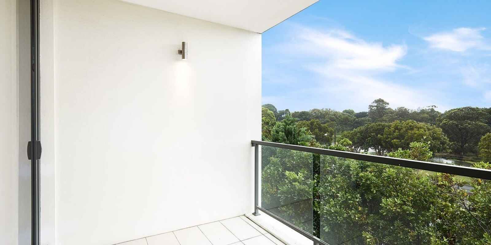 22/7-9 Alison Road Kensington