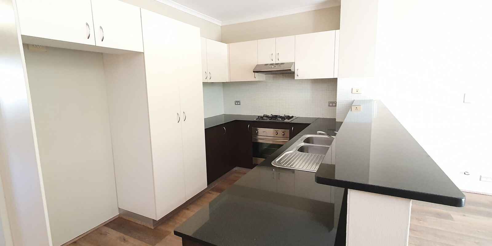 17/4 Gillespie Avenue Alexandria 17/4 Gillespie Avenue Alexandria