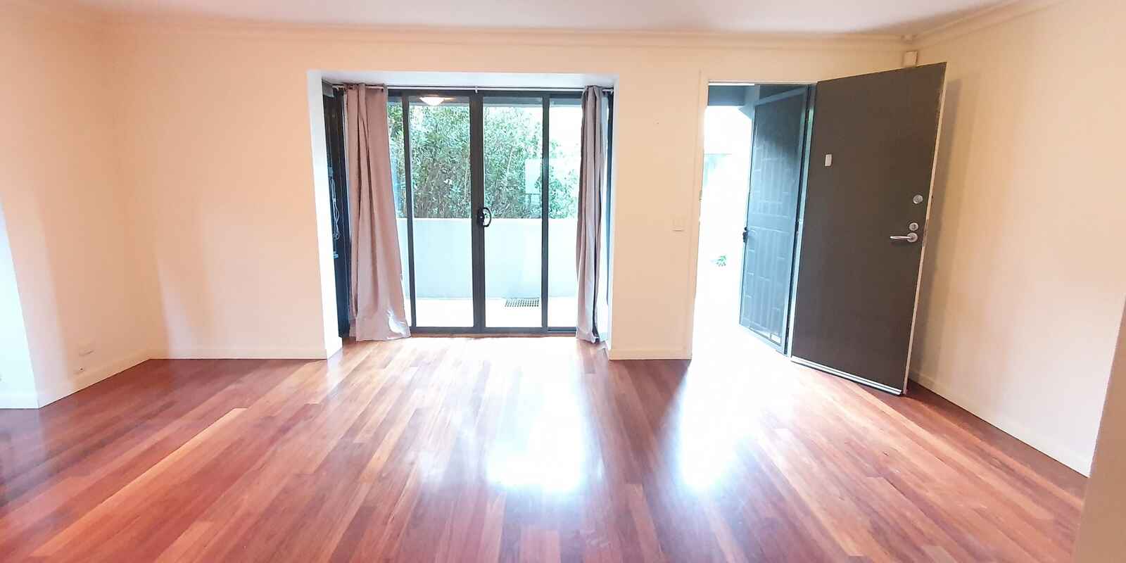 17/15 Begonia Street Pagewood