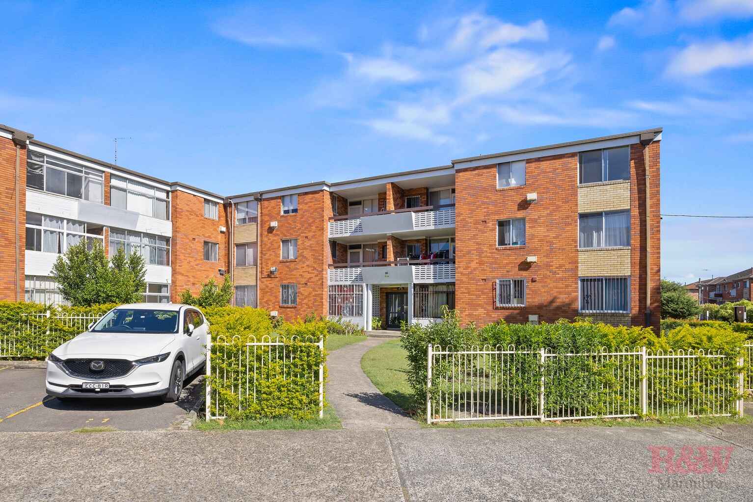 16/66 Mascot Drive Eastlakes