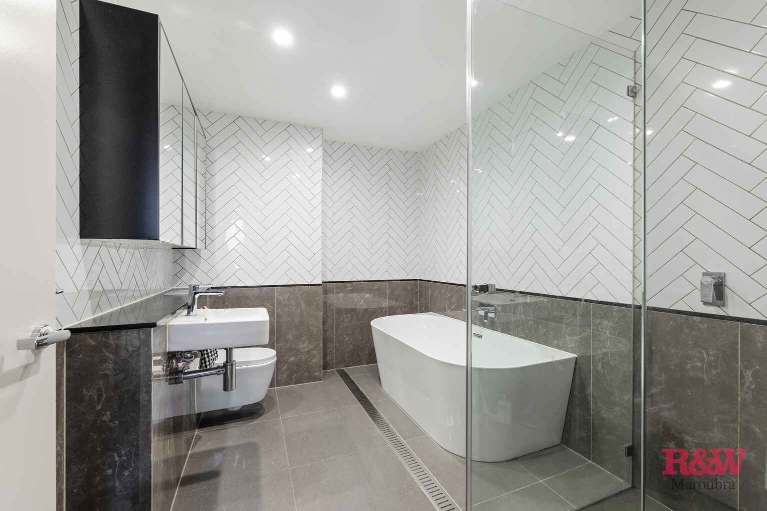 305/2 Oscar Place Eastgardens