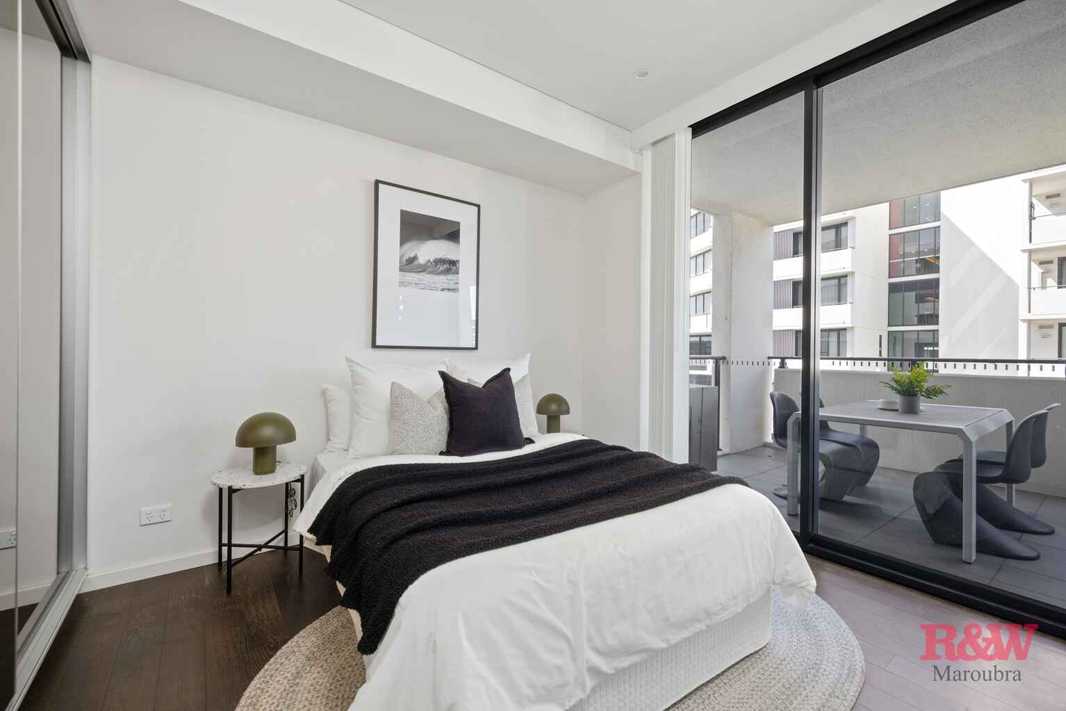 1006A/7-9 Kent Road Mascot 1006A/7-9 Kent Road Mascot