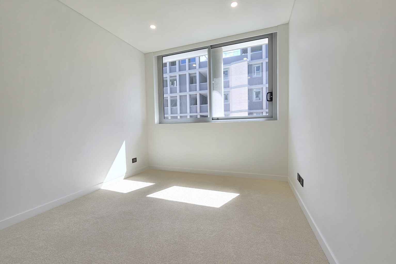 401B/16 Rothschild Avenue Rosebery