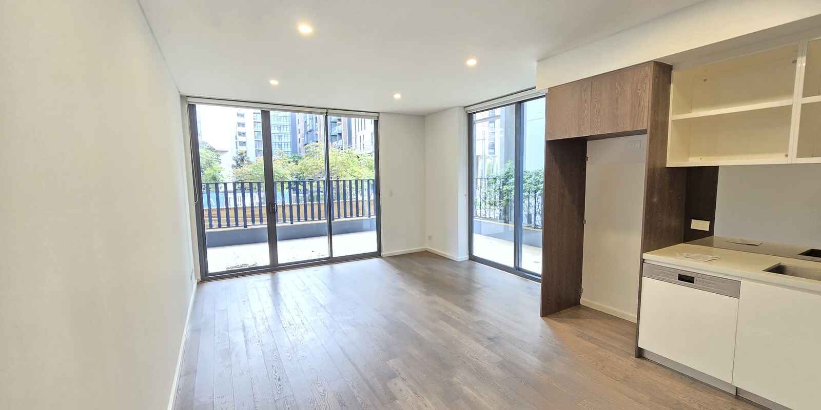 G01/12 Paul Street Zetland