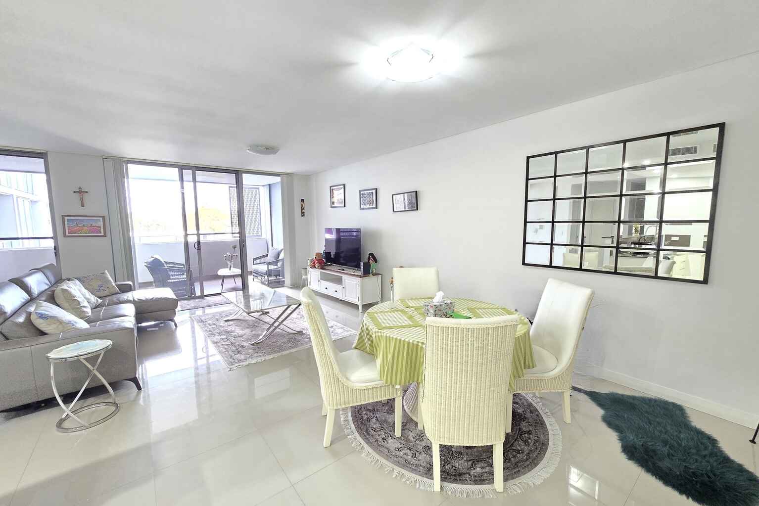 408/12 Rancom Street Botany