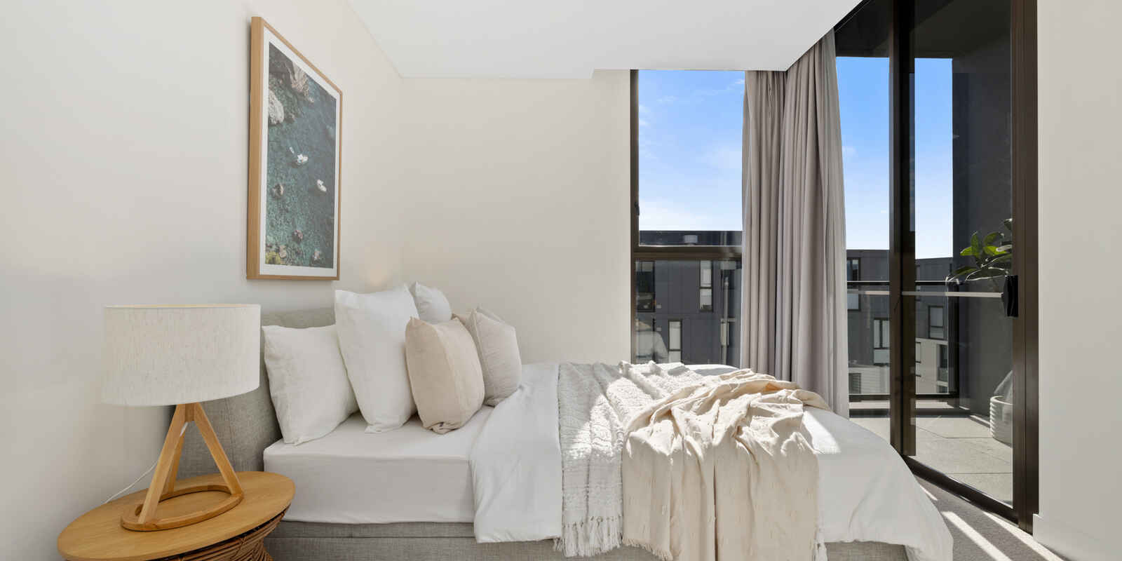 803/17 Grattan Close Forest Lodge