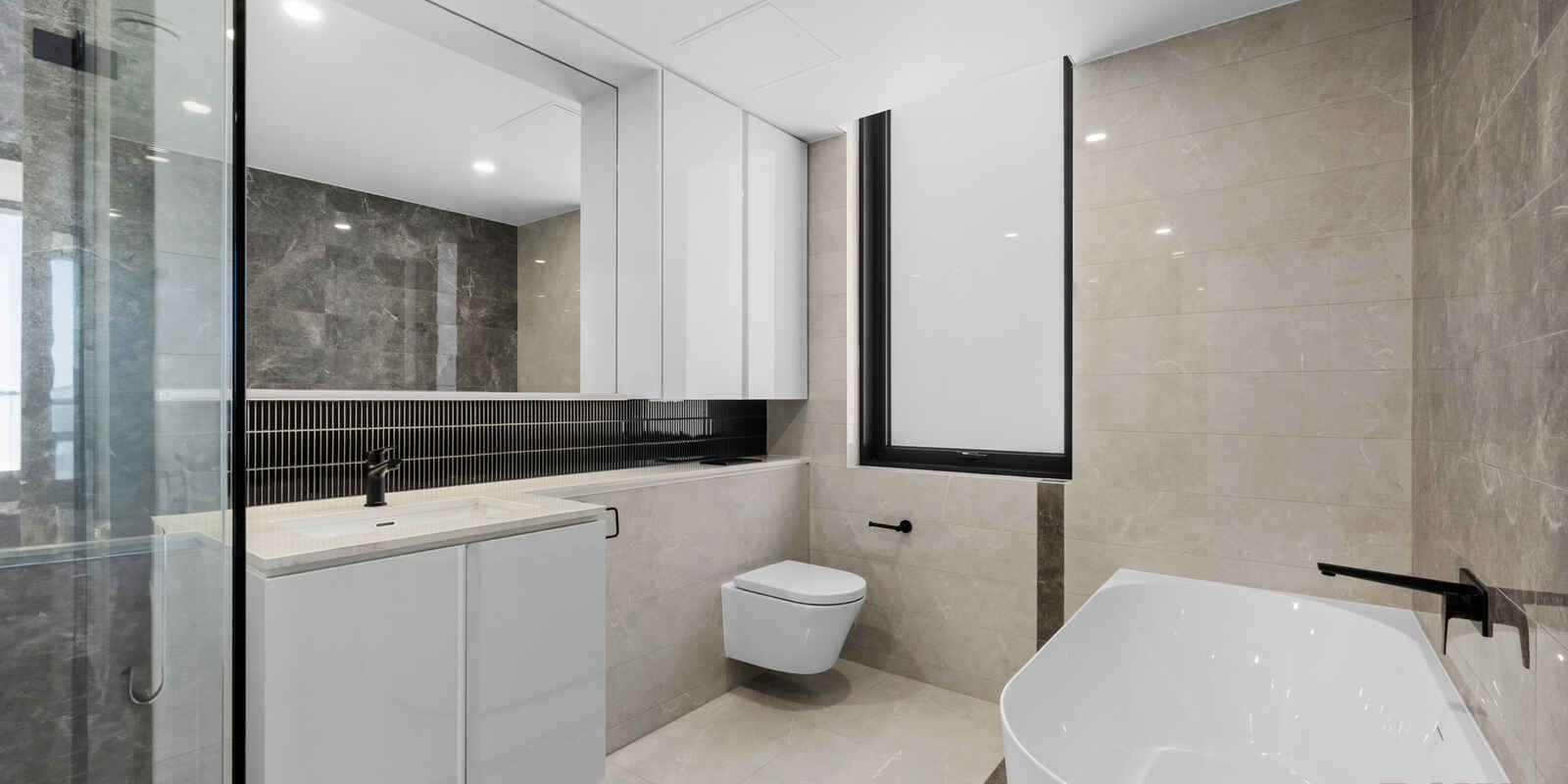 615/5 Finch Drive Eastgardens