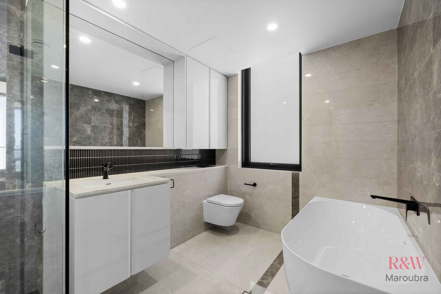 615/5 Finch Drive Eastgardens