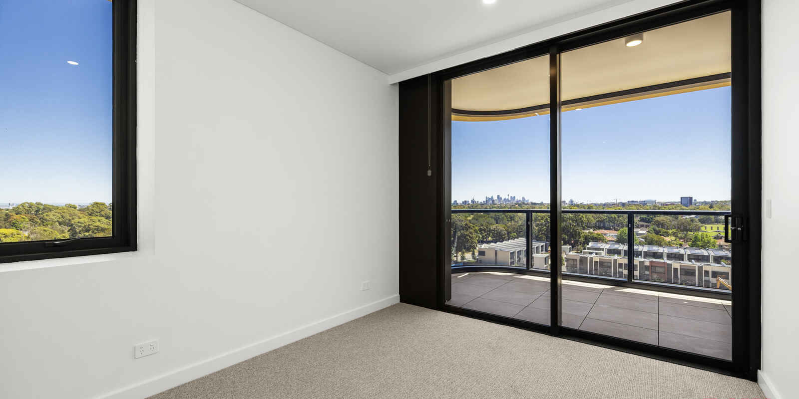 615/5 Finch Drive Eastgardens