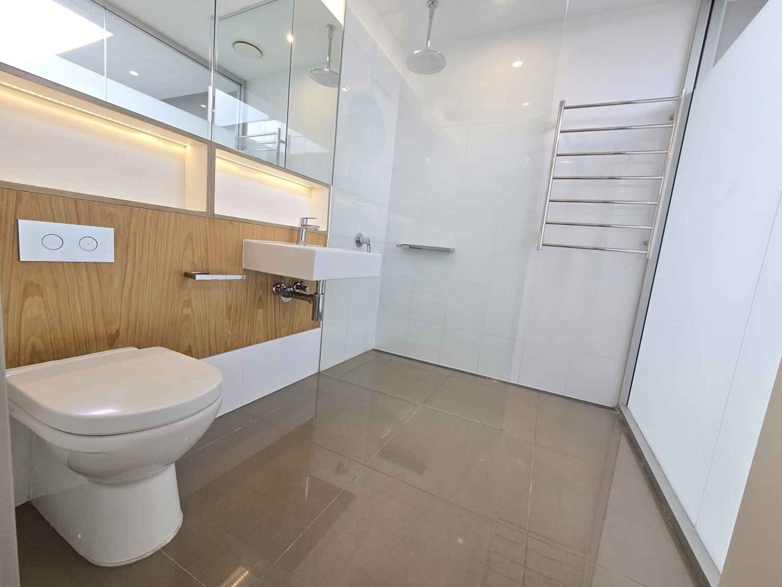 5A Power Avenue Alexandria