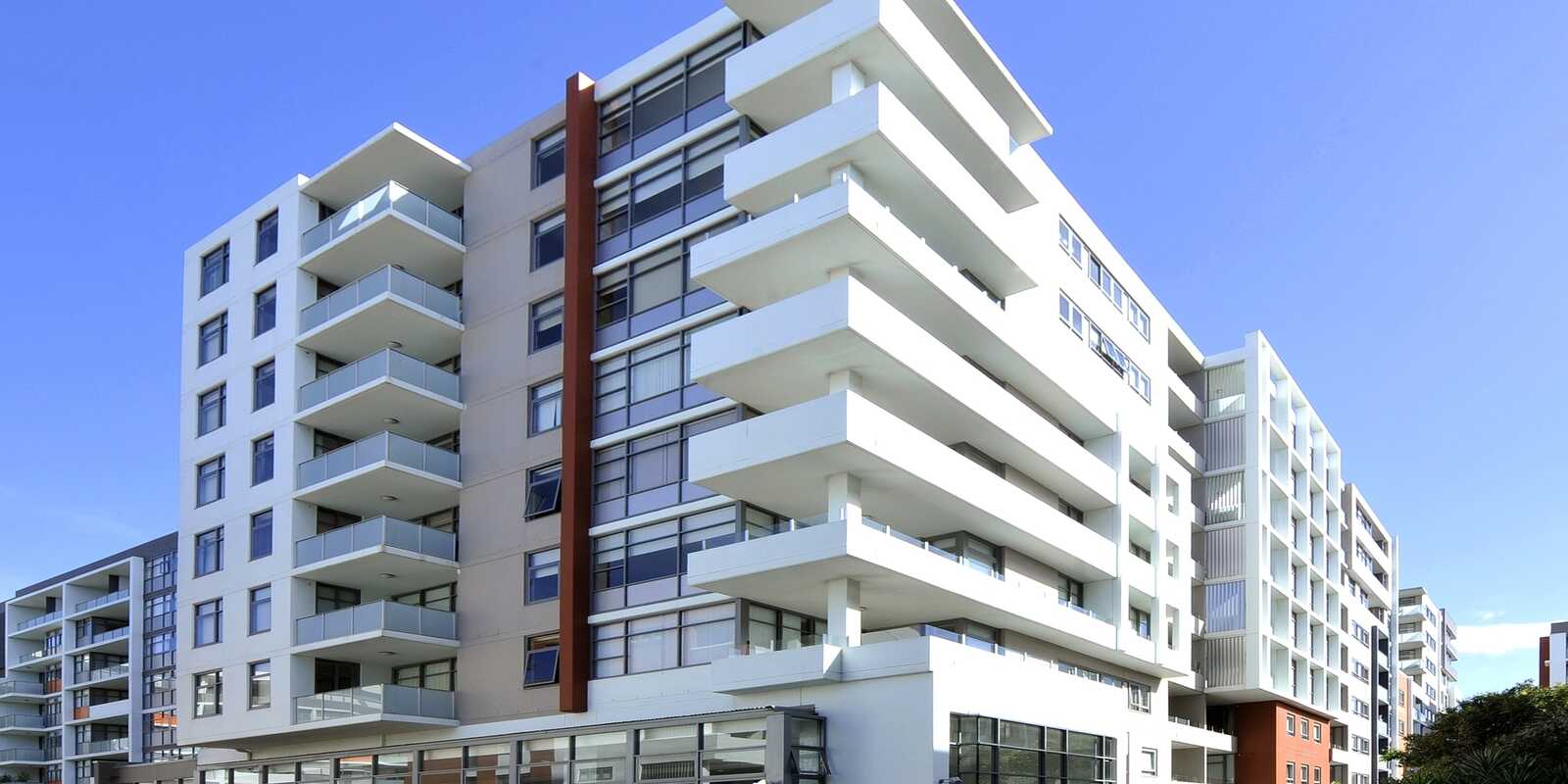 611/1 Bruce Bennett Place Maroubra