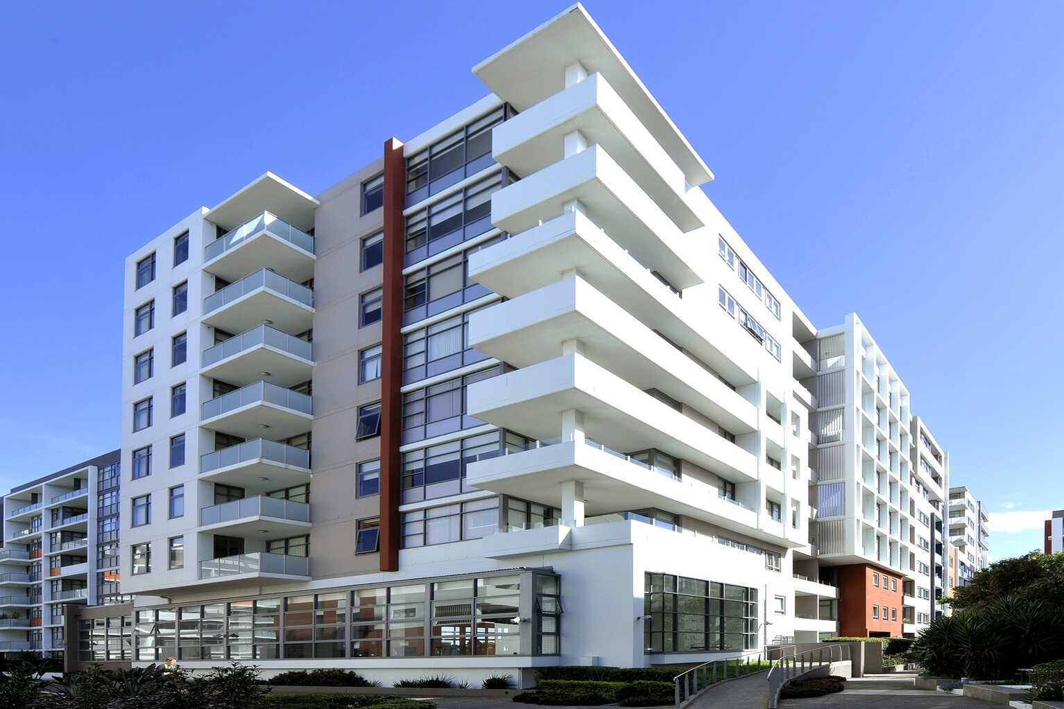 611/1 Bruce Bennett Place Maroubra