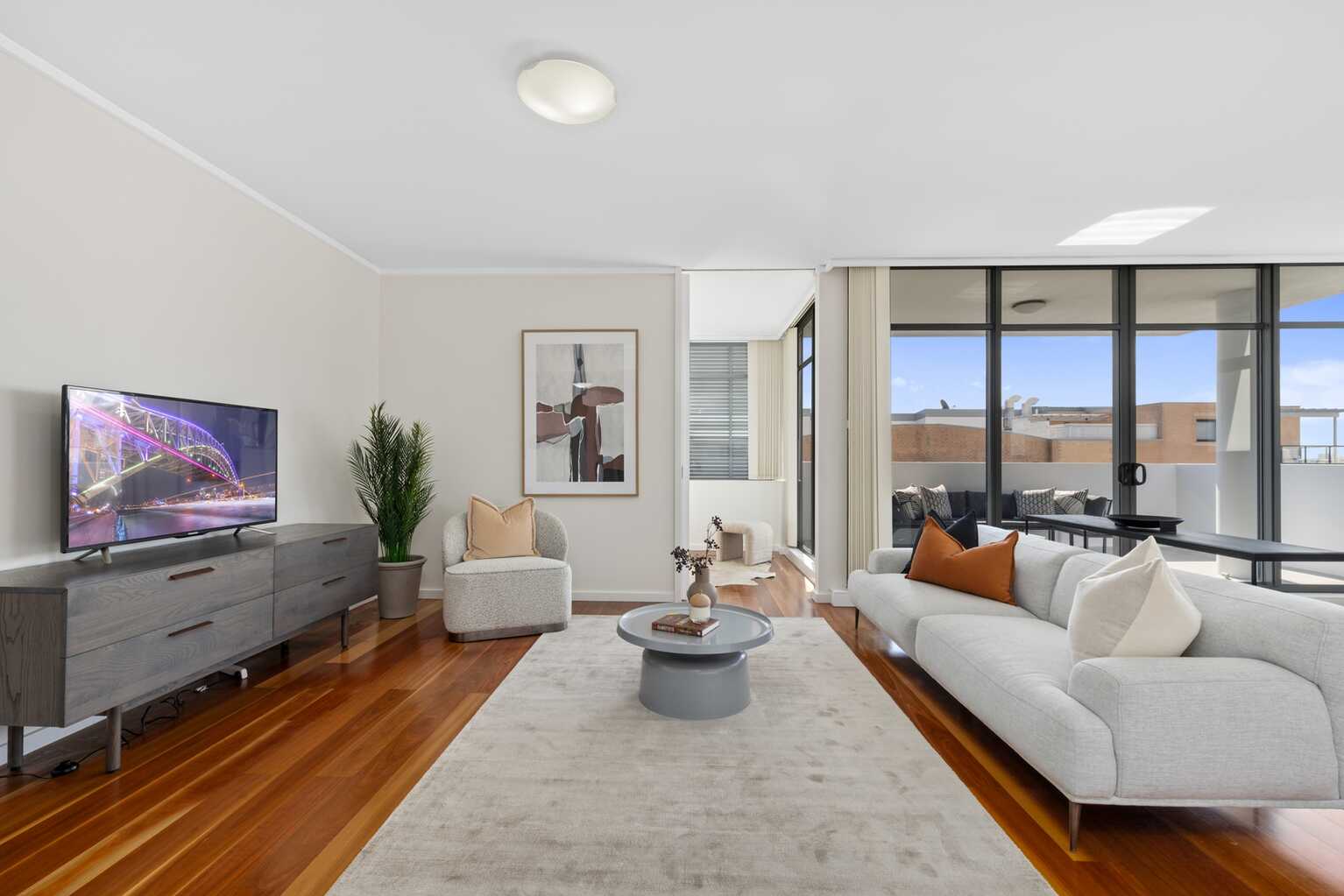 611/1 Bruce Bennett Place Maroubra