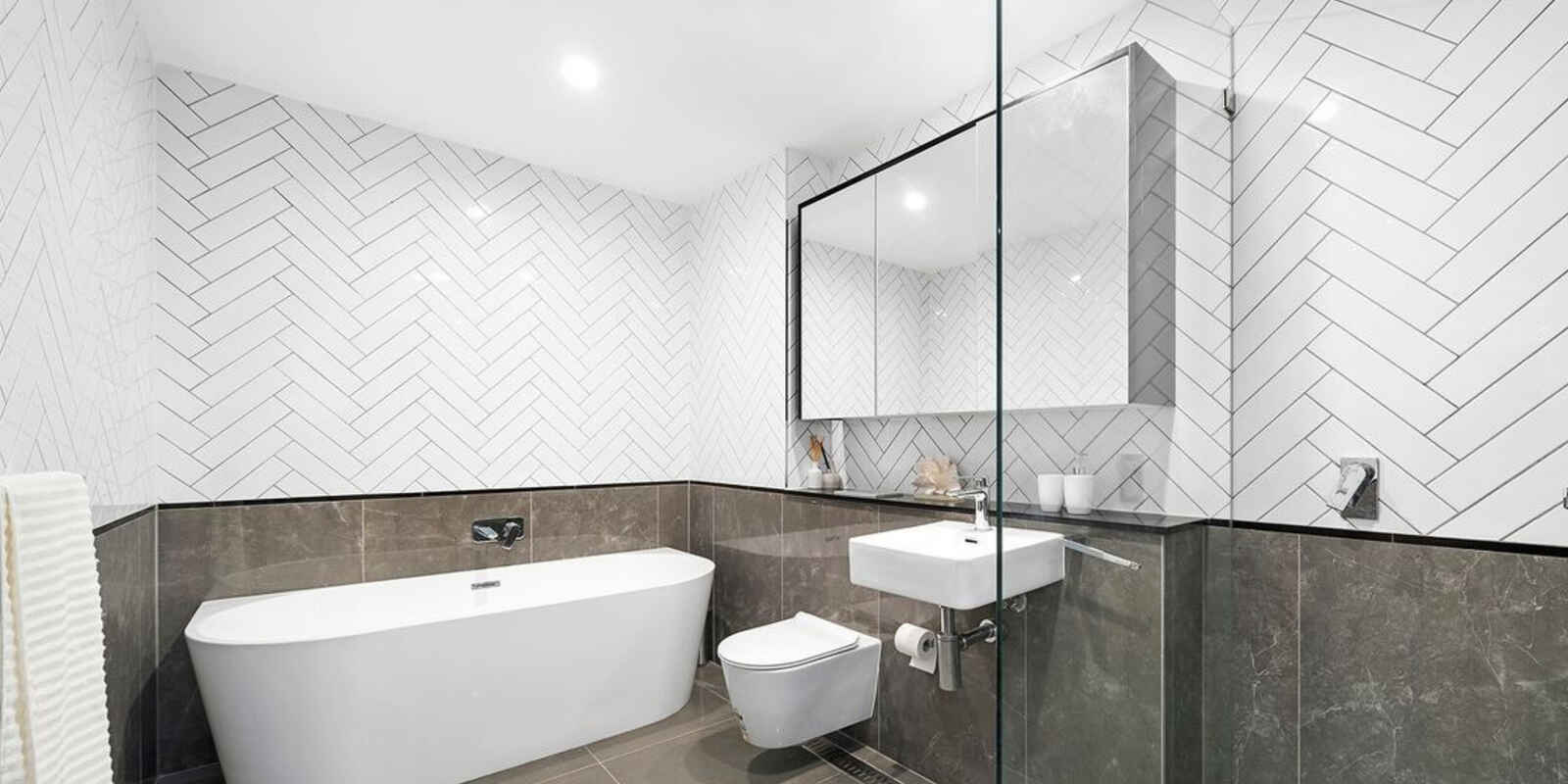  310/2 Oscar Place Eastgardens