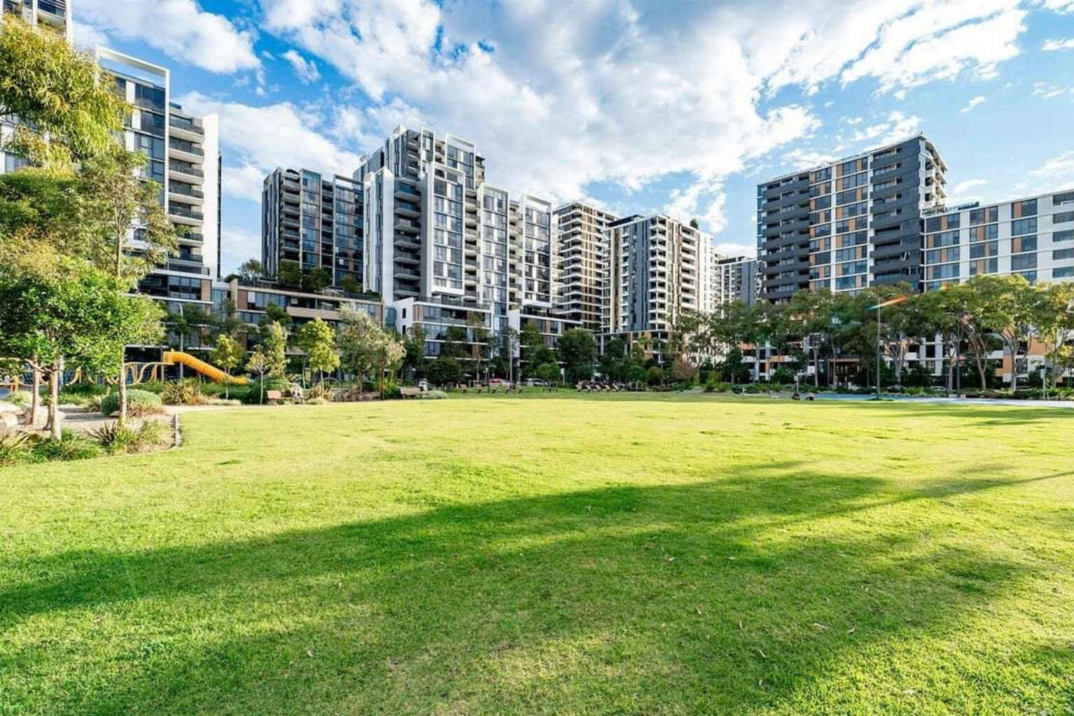  310/2 Oscar Place Eastgardens