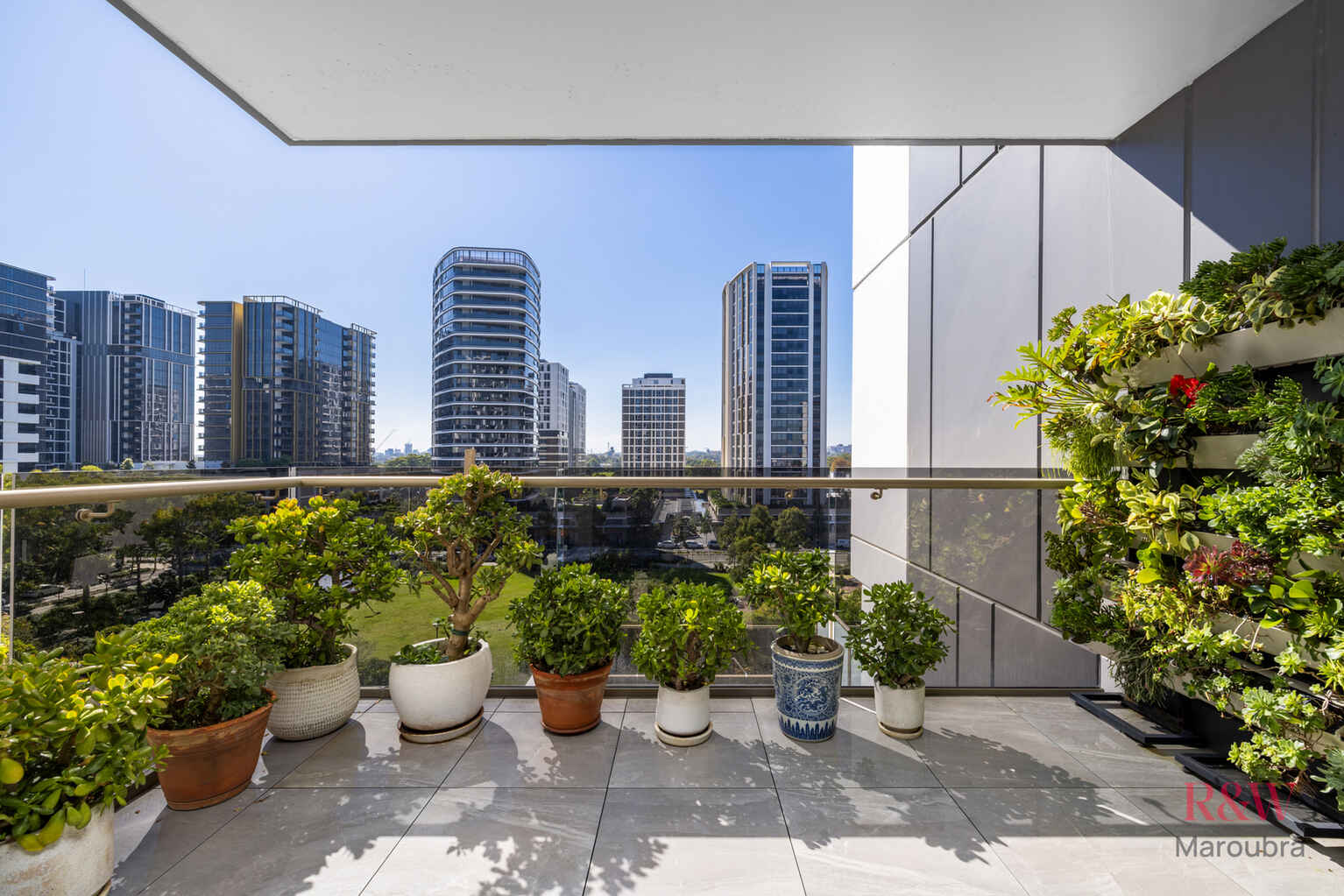 623/9 Oscar Place Eastgardens