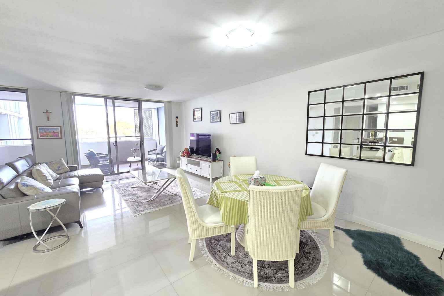 408/12 Rancom Street Botany