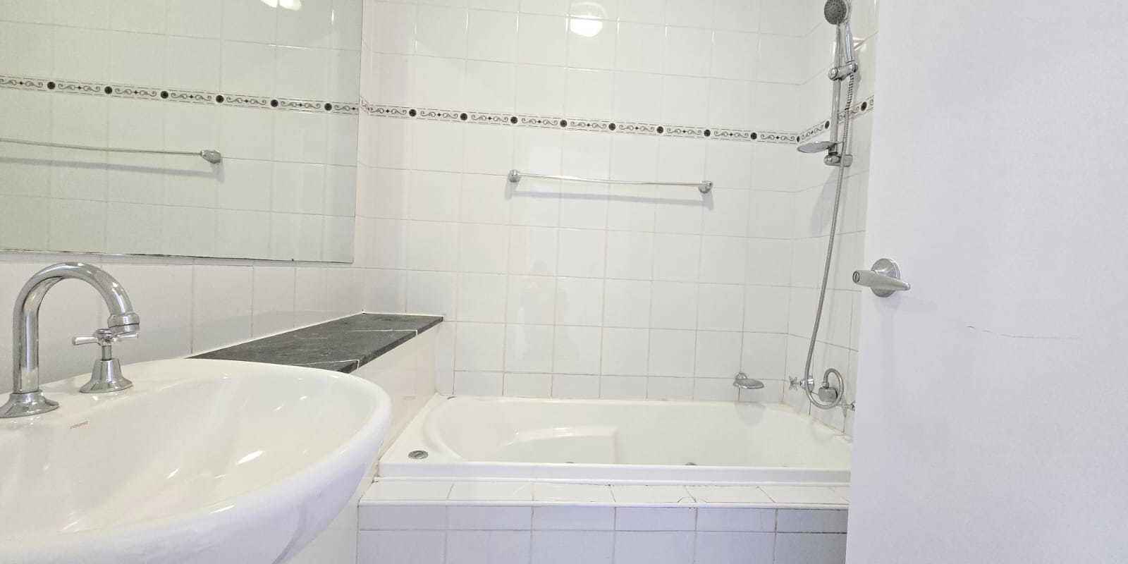 16/581 Anzac Parade Kingsford