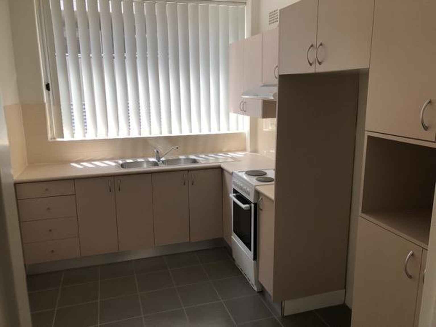 2/42 Borrodale Road Kingsford