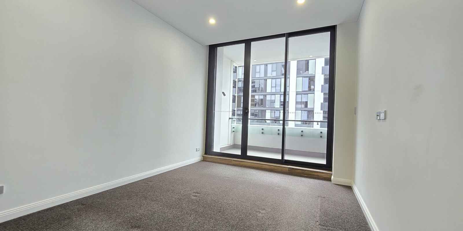 826/13 Oscar Place Eastgardens
